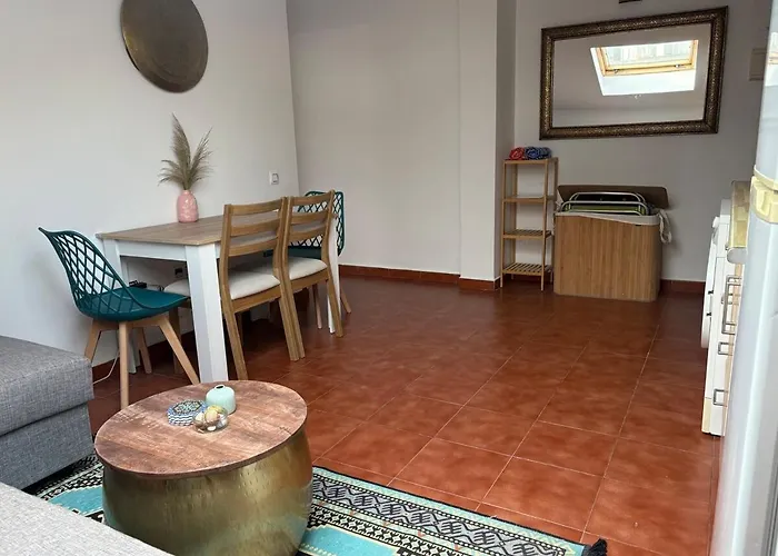 Cozy Getaway 30m From In Apartment