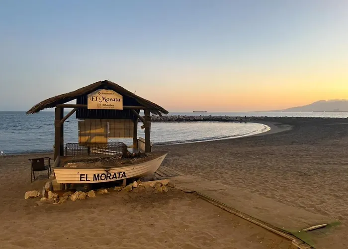 Cozy Getaway 30m From In Malaga